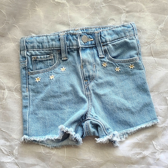 Old Navy Light Blue Denim Shorts with Daisy Embroidery - Picture 1 of 7